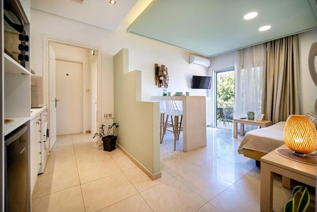 Central Thassos Apartment 3 ภายนอก รูปภาพ